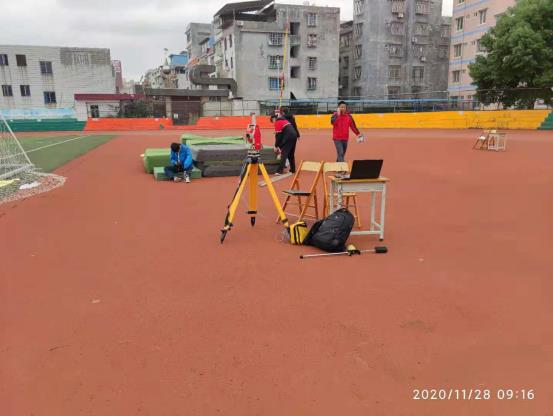 G:\赛事照片\运动会\20201215\e023abc6b05552233e92ba76a828e98.jpg